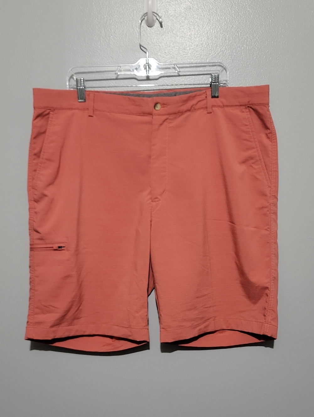 Greg Norman Men's Flat Front Salmon Lightweight Casual Golf Shorts Sz 40